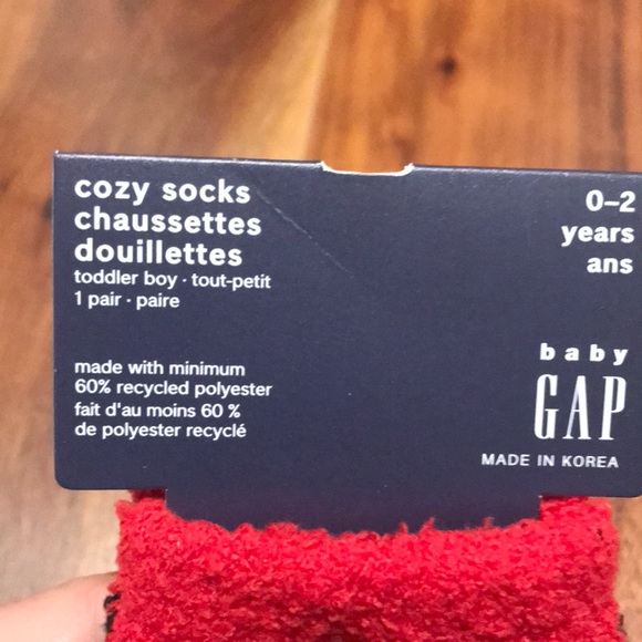 NWT Toddler Socks! 0-2Years. 2 Pairs. Red & Black Checkerboard. Non-Slip Soles - Picture 2 of 5